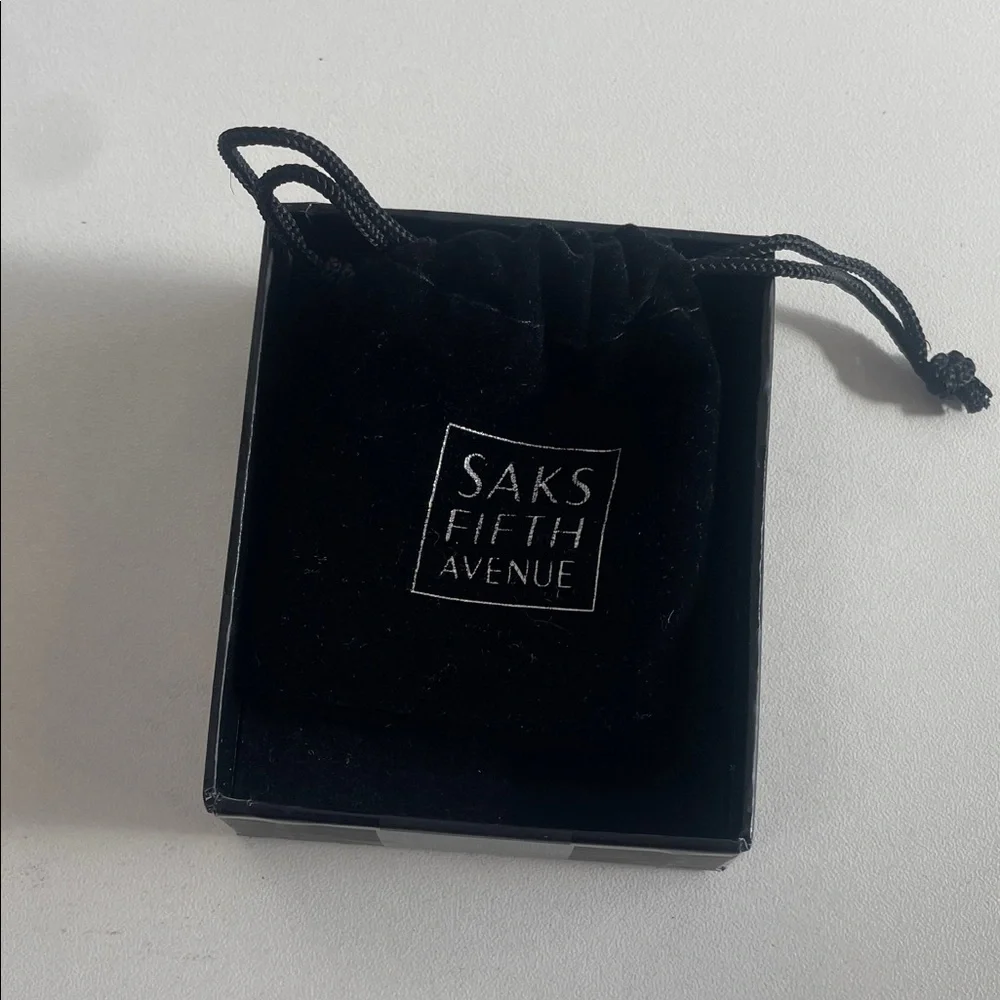 Saks Fifth Avenue Silver Phone Clip